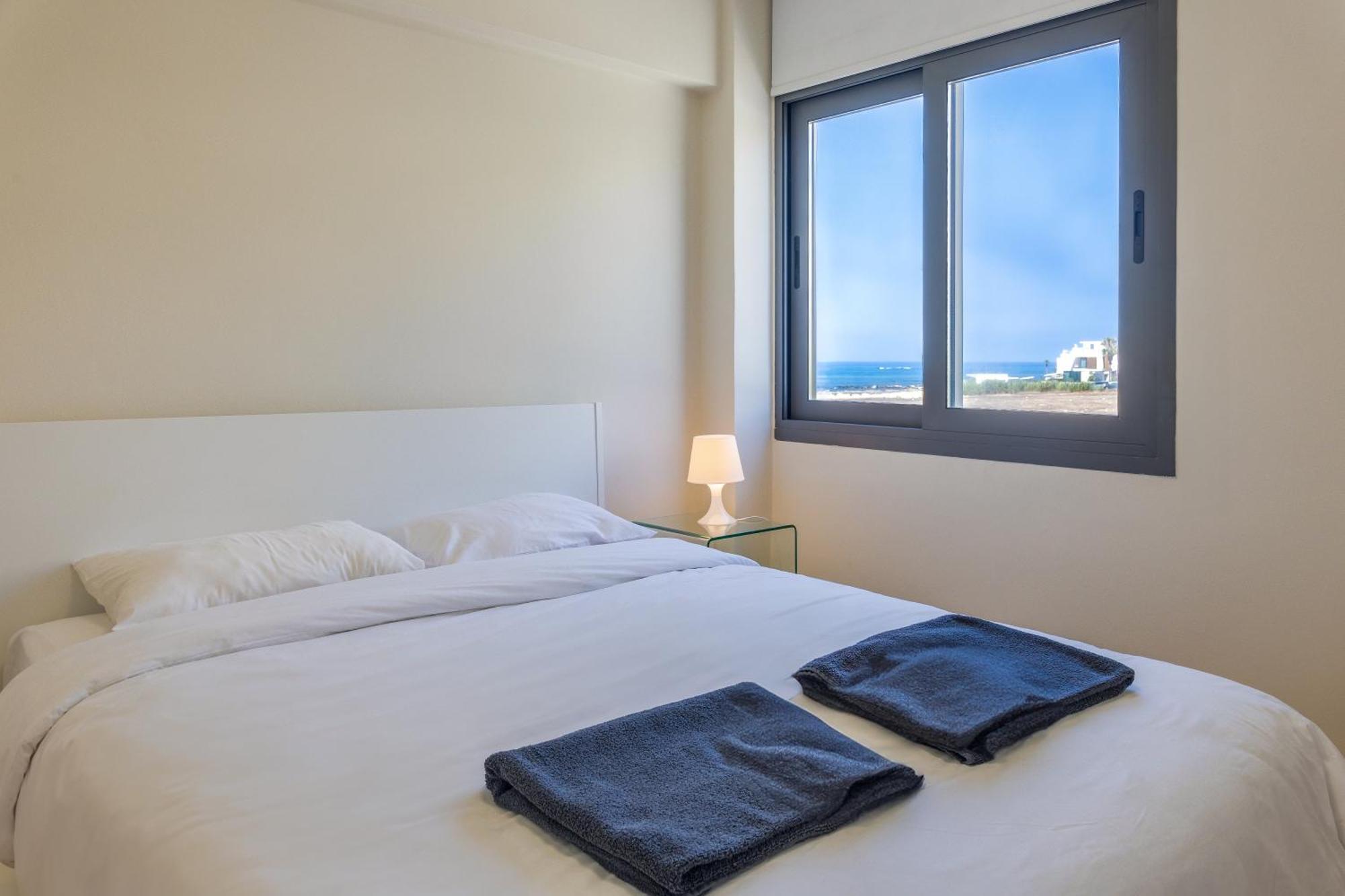 Lighthouse By The Sea Apartment *
